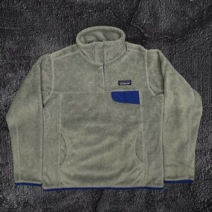 Patagonia Women's Re-Tool Snap-T Fleece Pullover - Grey with Blue Trim SIZE S